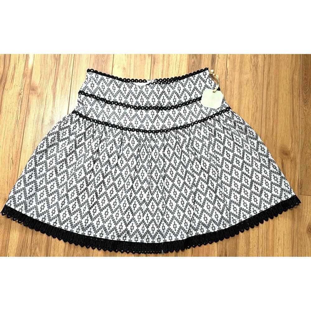 NEW Ryegrass Womens Chiffon Lace Skirt 10 White Black Aztec Print Full A-Line